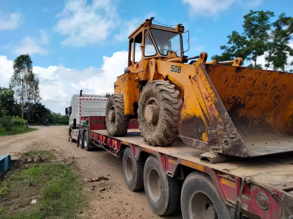 รับขนย้ายเครื่องจักร